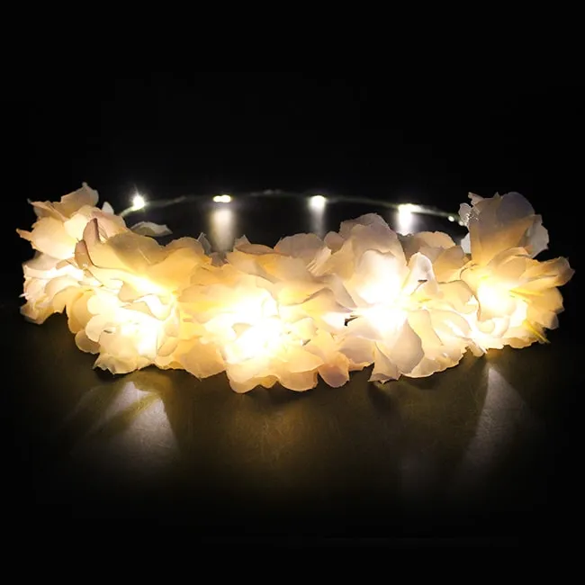 Light- Up White Flower Head Garland