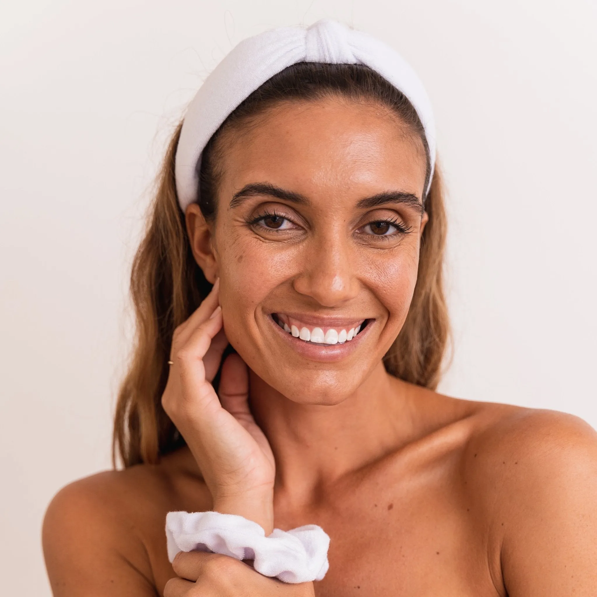 Terry Cloth Knot Spa Headband and Scrunchie Wristbands